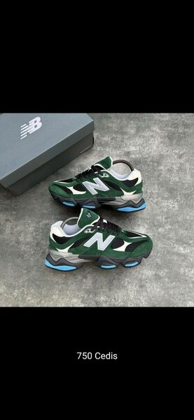New Balance Sneakers