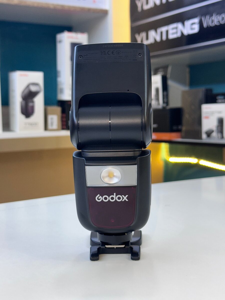 GODOX V860III SPEED LIGHT