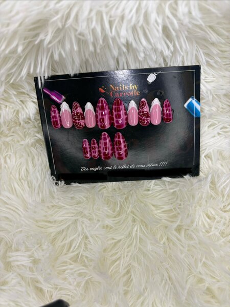 Ongles Artificiels Rose Glam