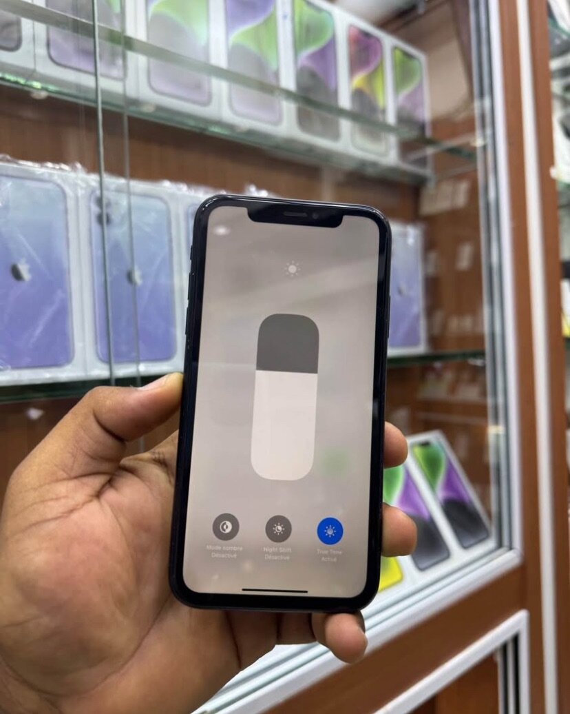 iPhone XR - 64 Go - Noir