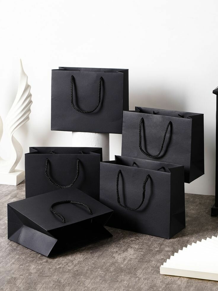 BLACK PAPER BAGS (12PC)
