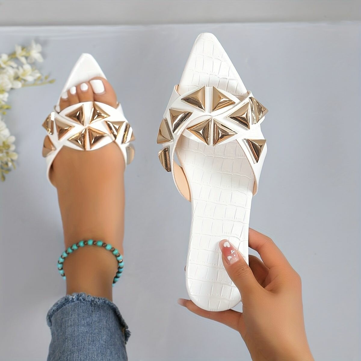 Ladies slippers (size 37)