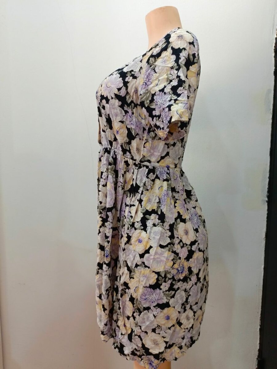 Robe fleurie élégante femme