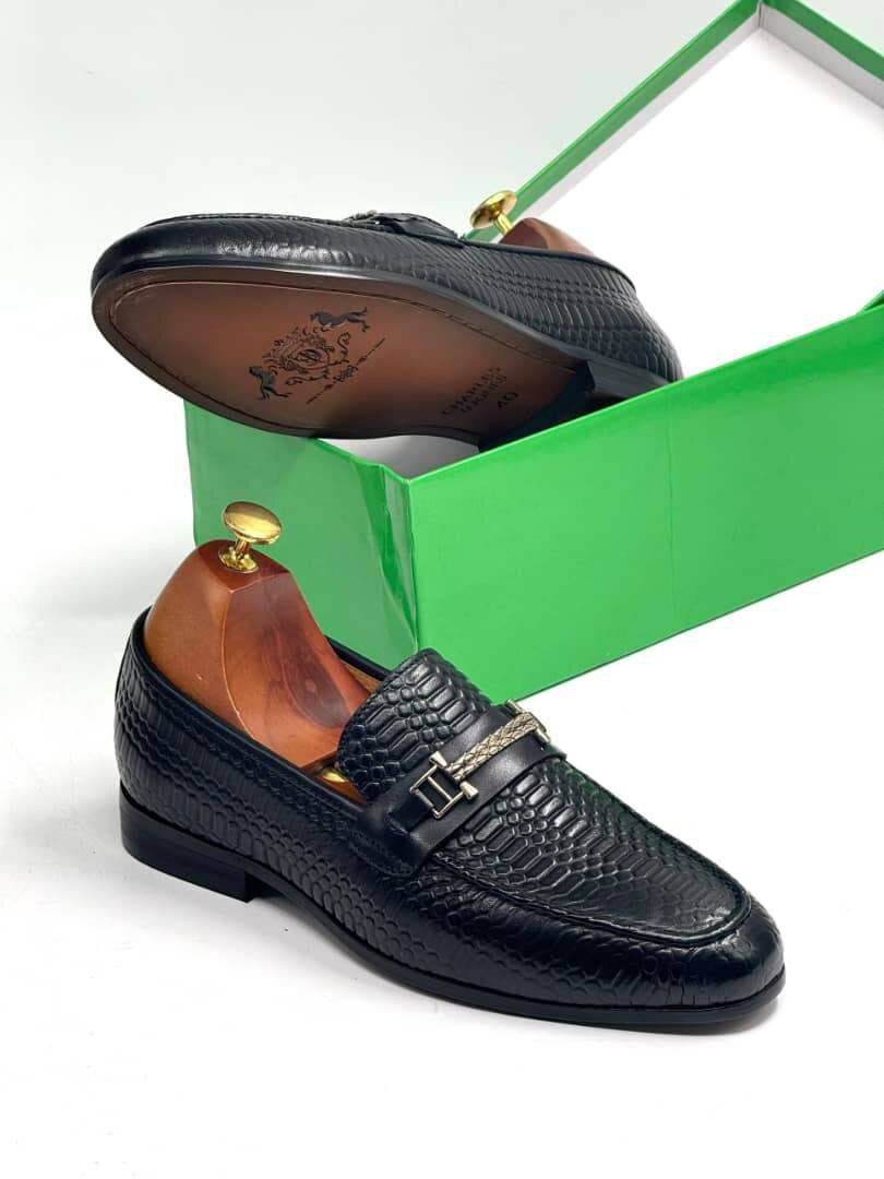 Solid Leather Formal Shoes