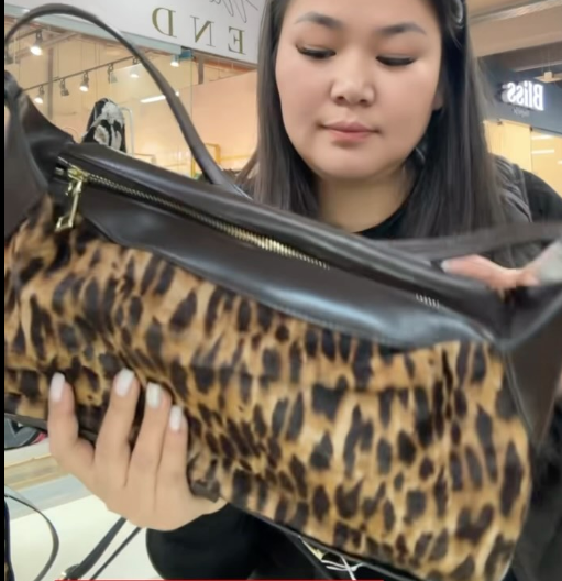 Модная женская сумочка