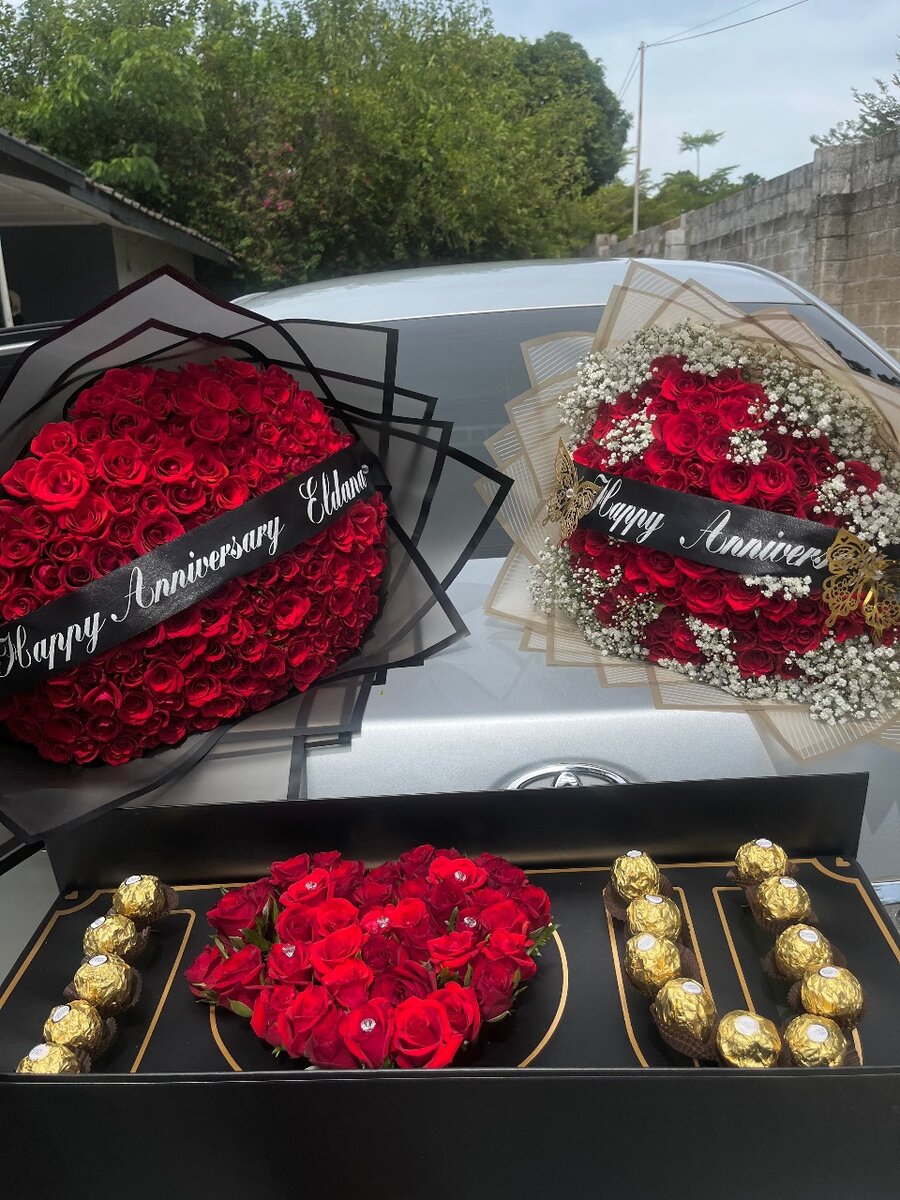 Roses and gift packages