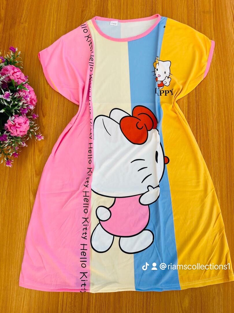 Long cartoon night wear