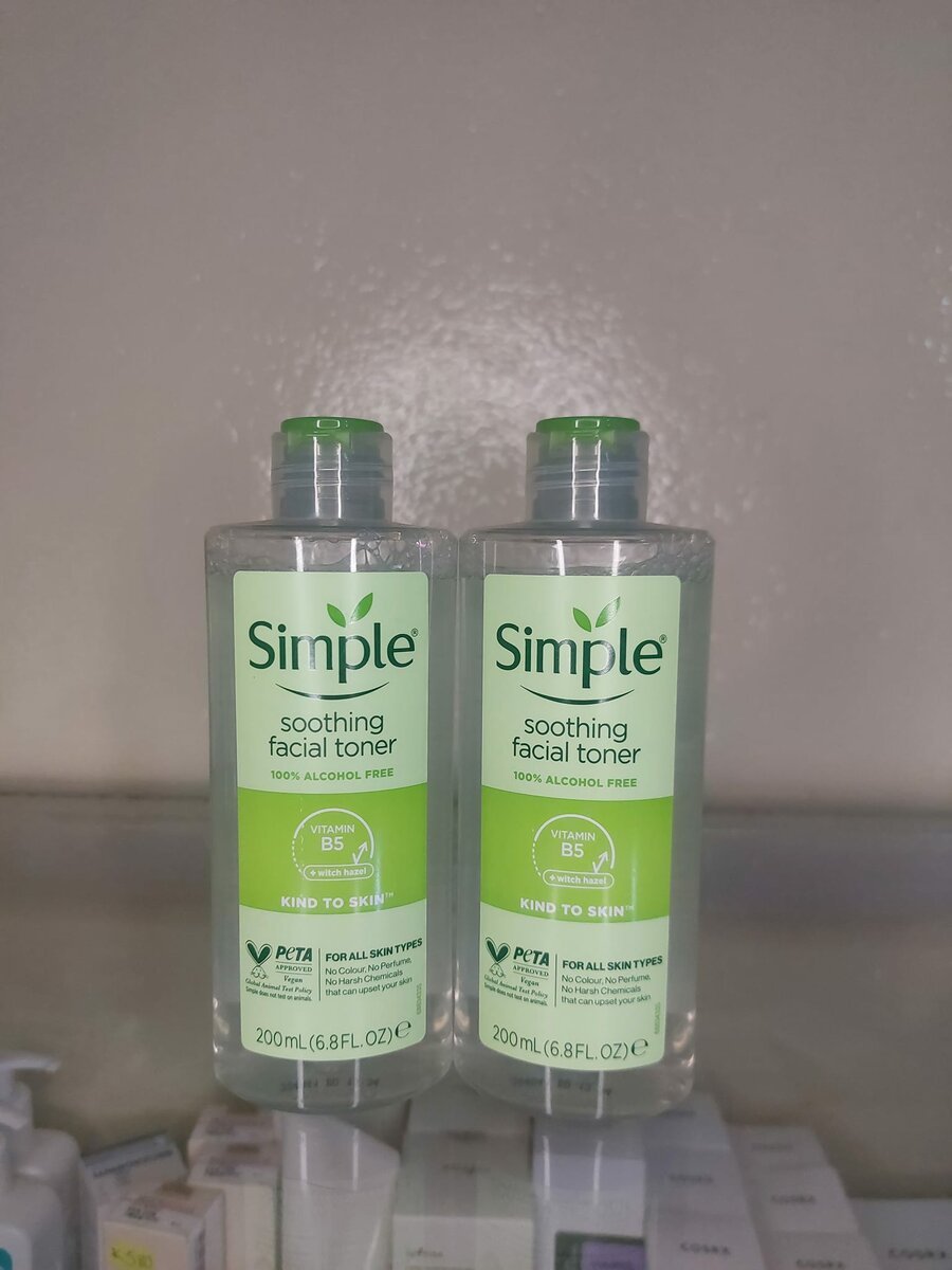 Simple soothing facial toner