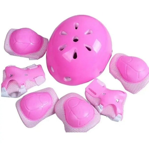 Шлем.на голову. Нарукавники, наколенники.