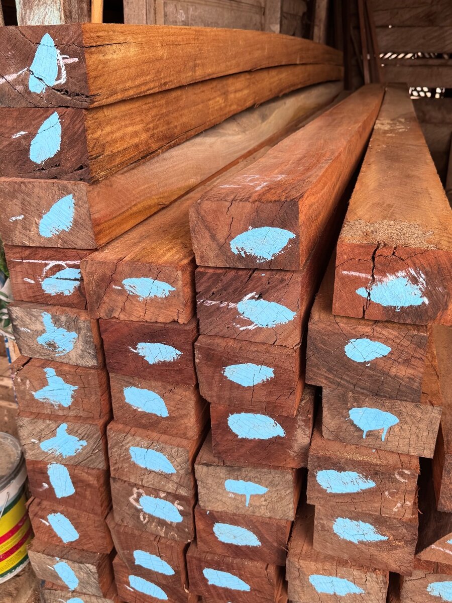 4x4 HARDWOOD ( 15ft / 100mm x 100mm )