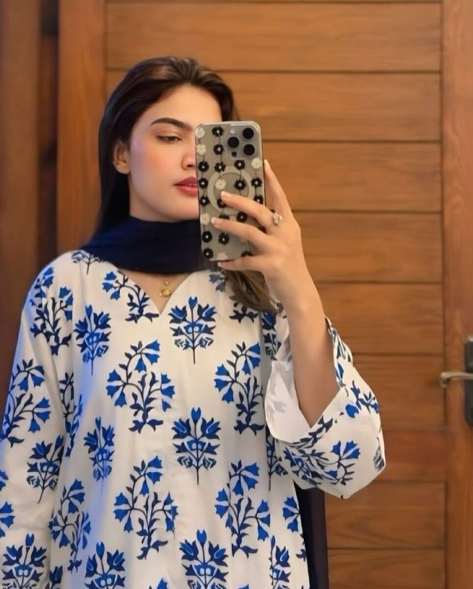 Most demanding printed Linen 2p suit