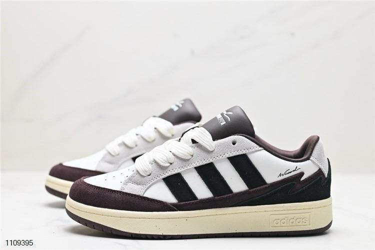 Sneakers Adidas Classics