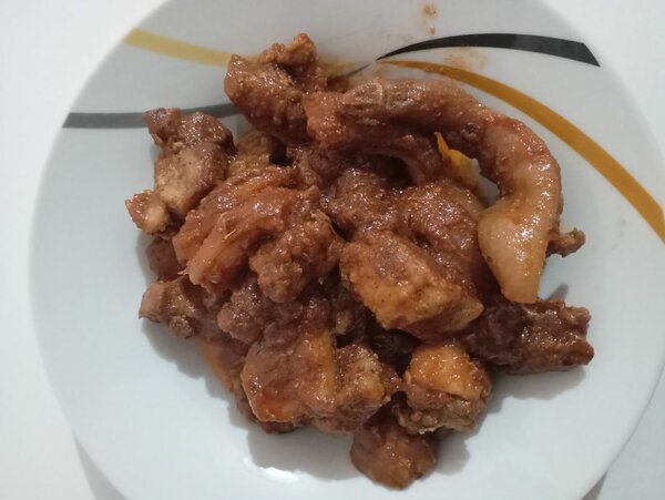 Porc africain sauté revenir