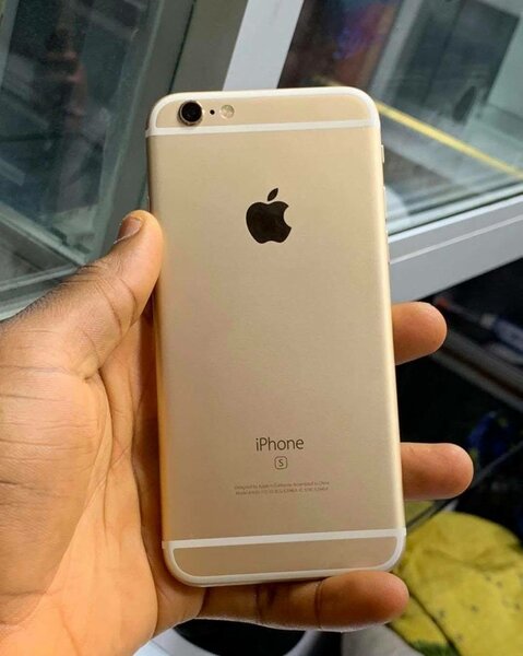 iPhone 6s 32GB Or Reconditionné