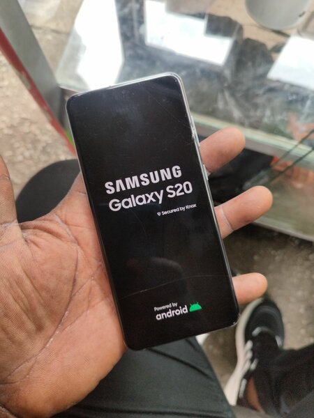 Samsung S20