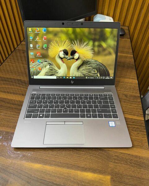 HP ZBOOK Core i5 Ram16 SSD512