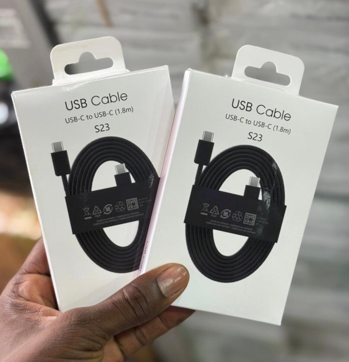 Câble USB-C vers USB-C 1.8m