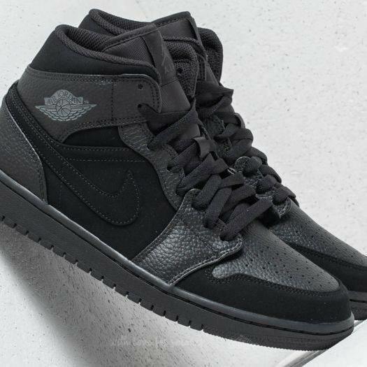 AIR JORDAN 1 LONG ALL BLACK