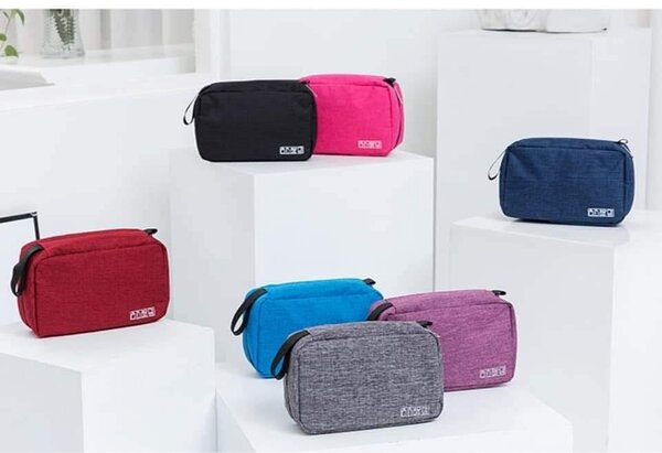 TROUSSE DE TOILETTE ET DIVERS Homme et Femme