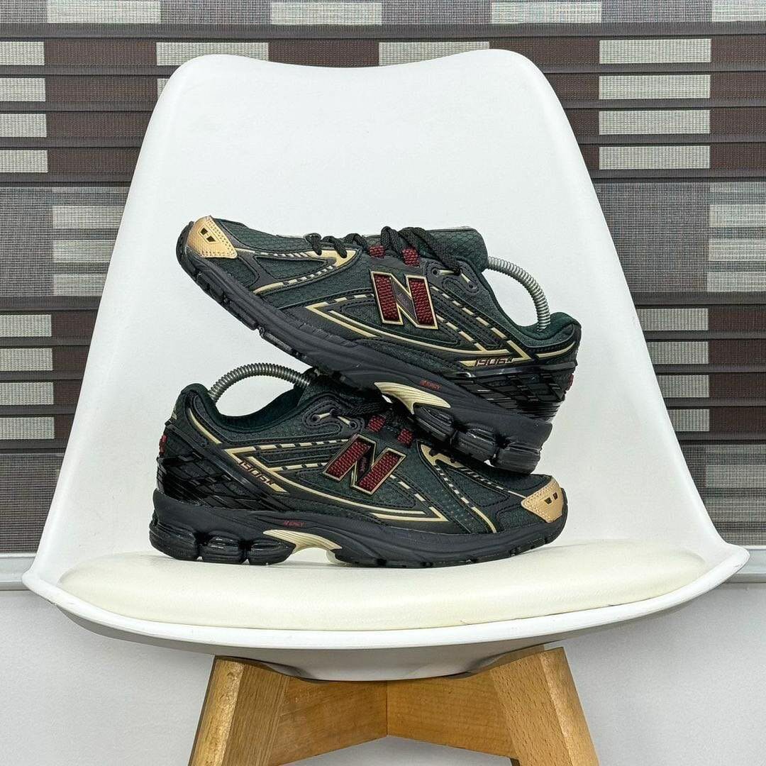 NEW BALANCE 1906