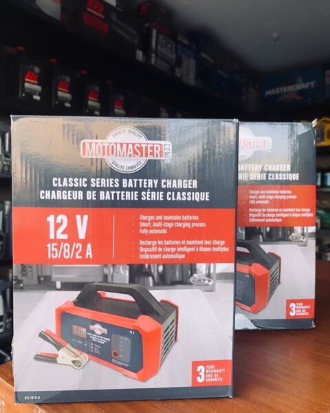 Motomaster Battery Charger 12V (CANADA)