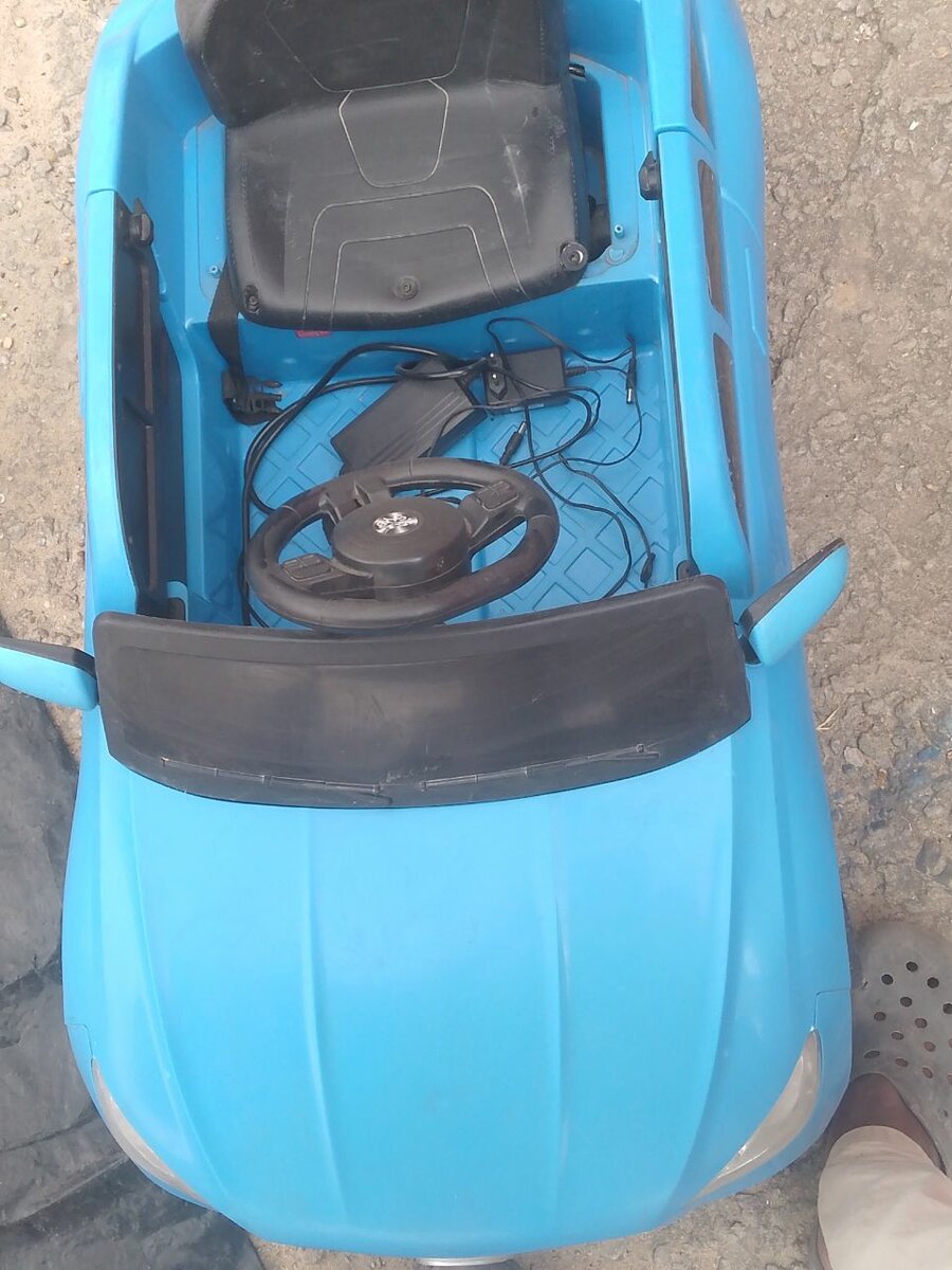 Voiture électrique pour enfants