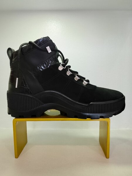 Bottes noires montantes femme en cuir