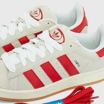 Offrez à vos pieds le confort, le style et la qualité qu'ils méritent.