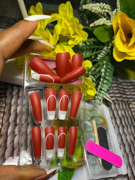 Ongles Press-Ons Éclatants