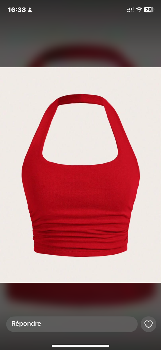 Top court rouge élégant