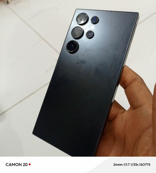 S25 ultra version Dubaï