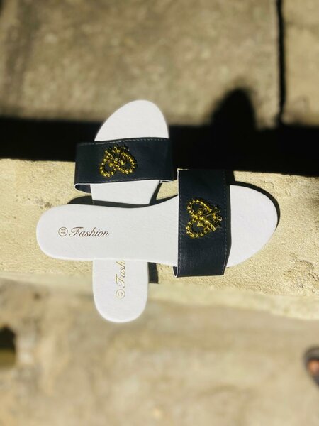 Sandales plates tendance