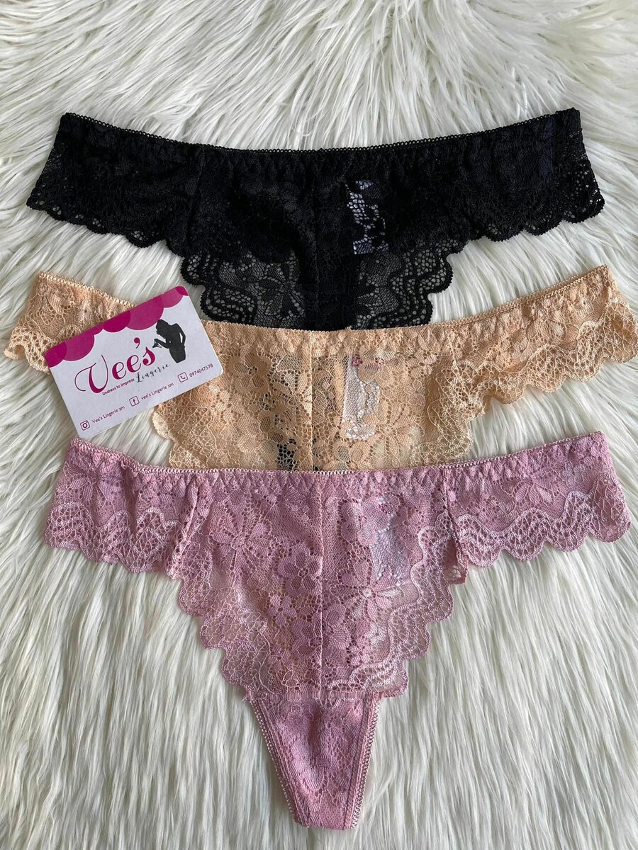 Strings et culottes pour femmes