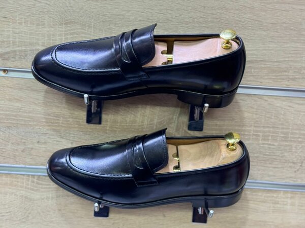 Chaussures en cuir homme élégantes