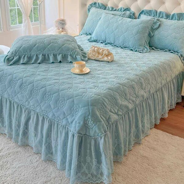 BEDSPREAD