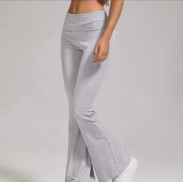 Pantalon de yoga évasé