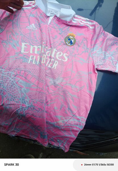 Maillot rose Real Madrid
