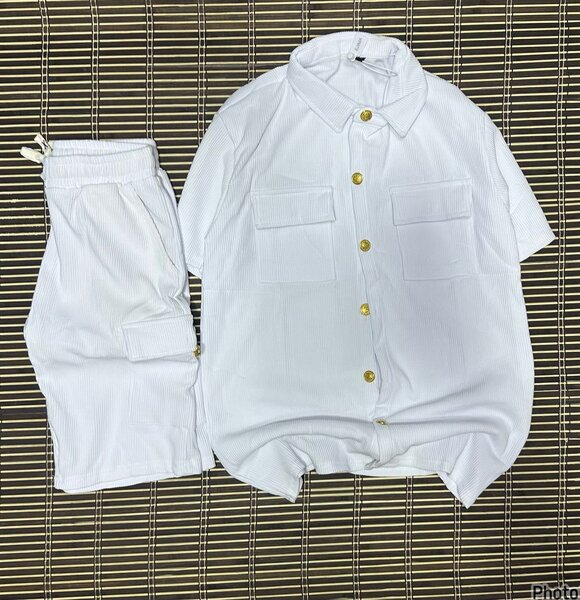 Ensemble chemise et short blanc
