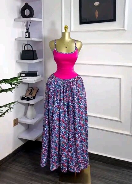 Robe longue à fleurs élégante