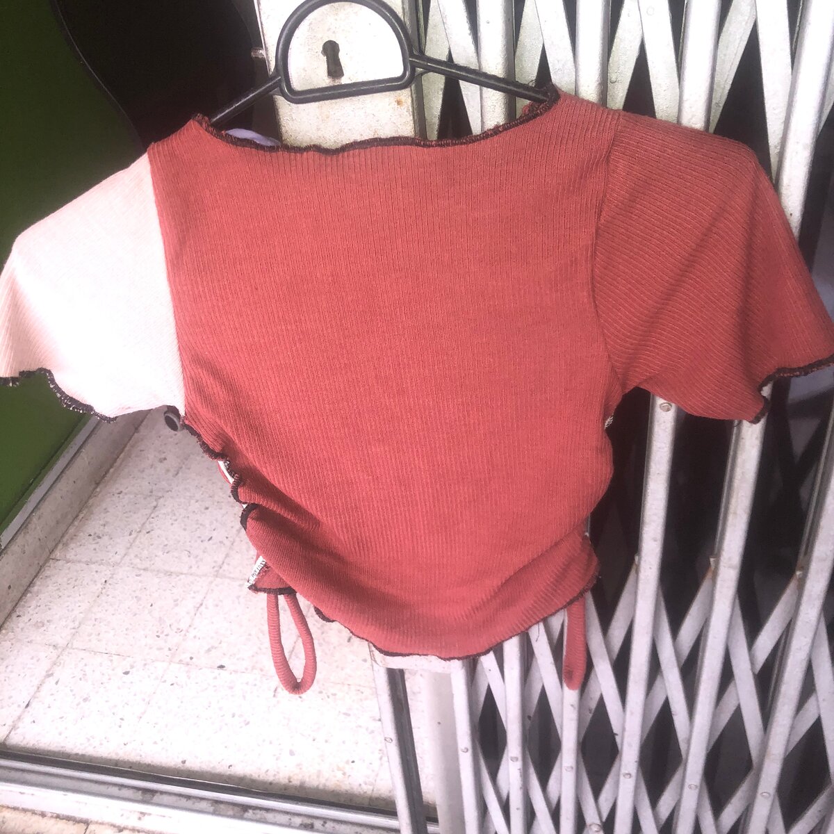 Top patchwork coloré fripe