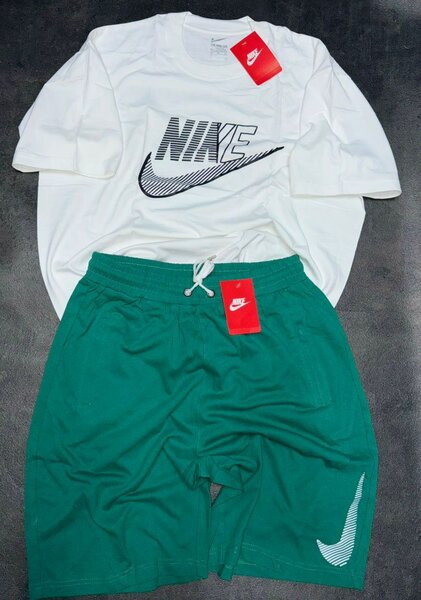 Complet Nike