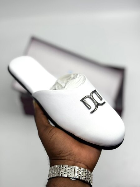 Quality branded  half shoes