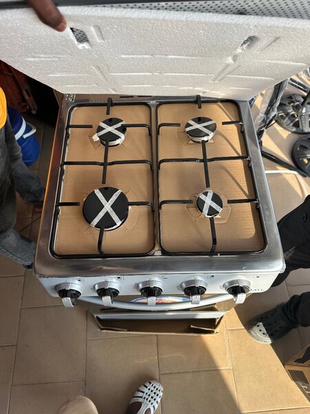 Cuisinière à four ATL