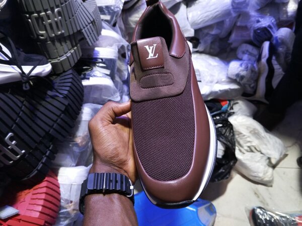 Chaussures de sport marron élégantes