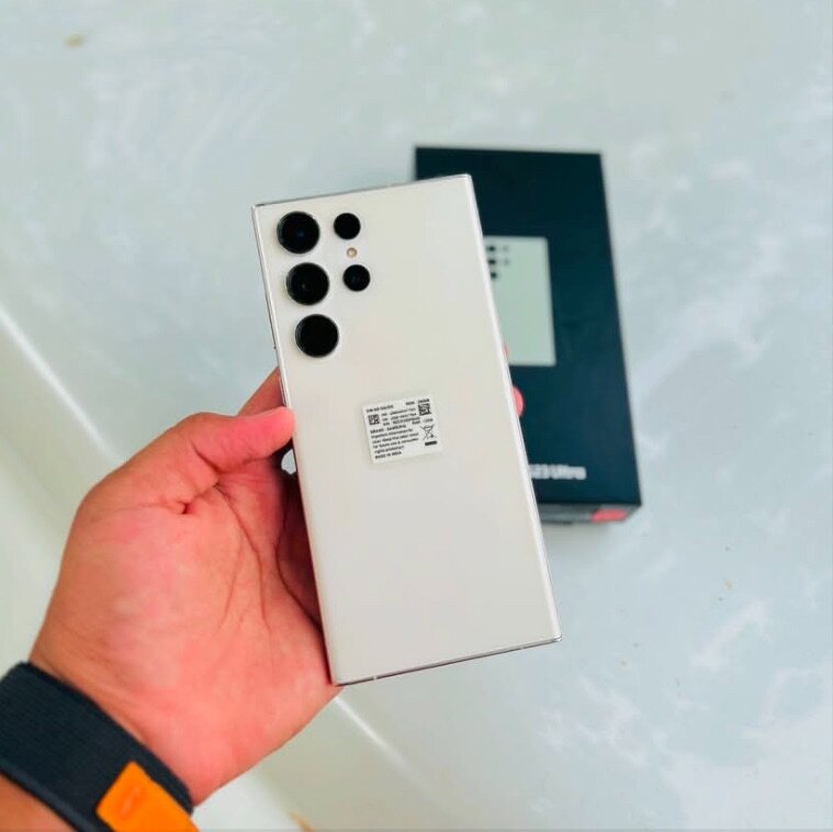 Samsung S 23 Ultra Only 2 Months Used Storage _12/256