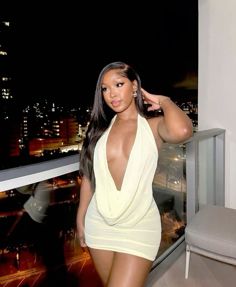 Robe Décolleté Chic Femme