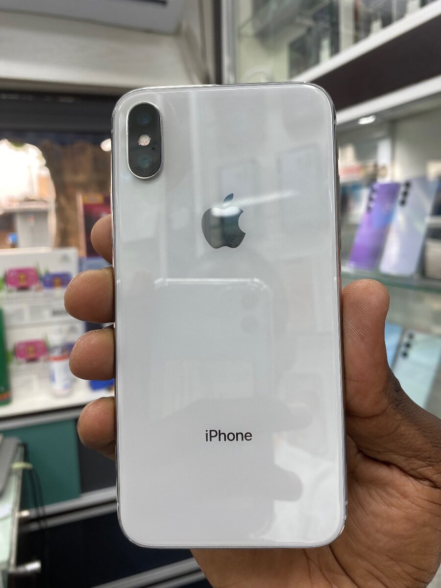 iPhone X simple 64Go