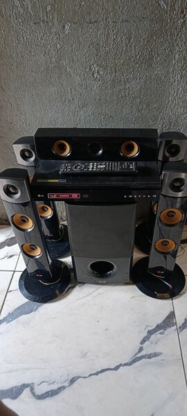 Système Home Cinéma Surround