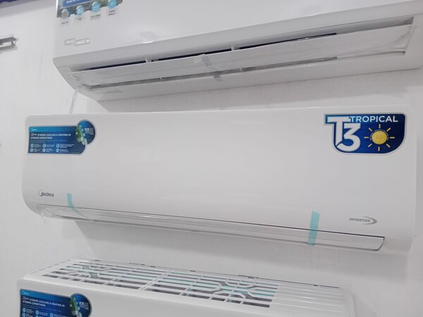 Midea 18HRFN1 1.5TON DC INV