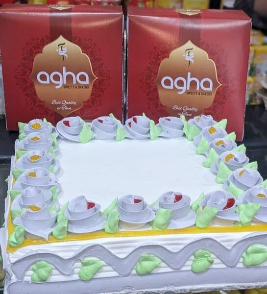 Customized cake
